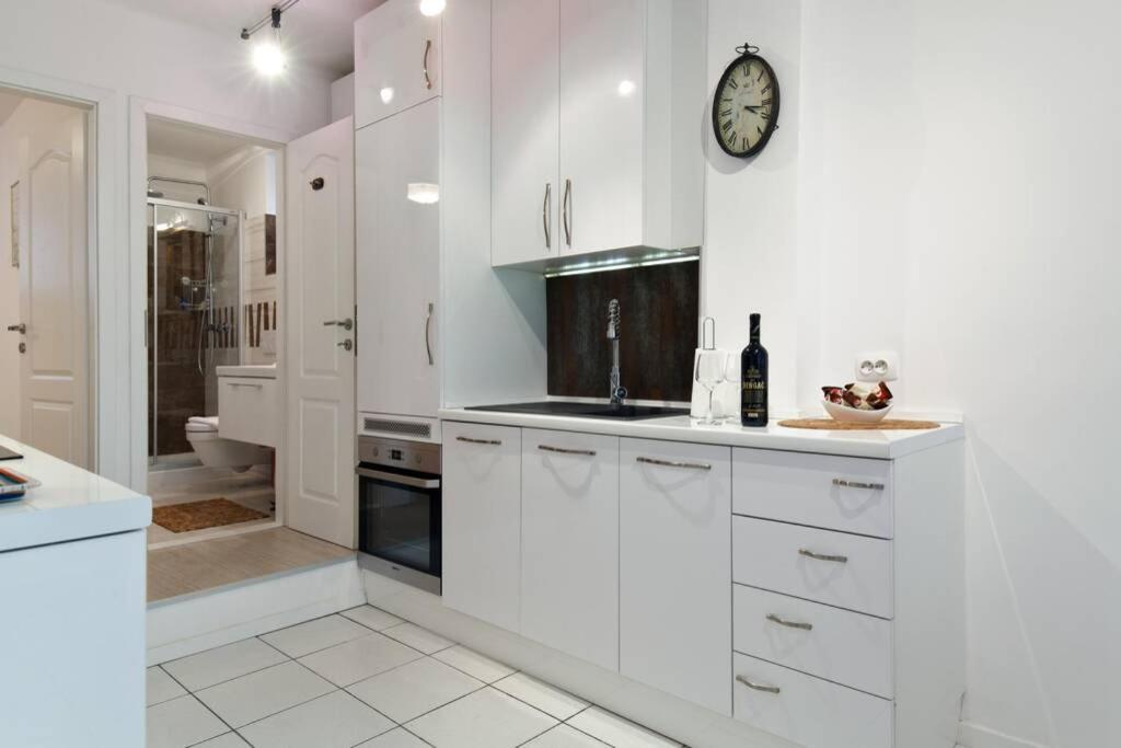 Joy4You Apt Near Beach And Center สปลิท ภายนอก รูปภาพ